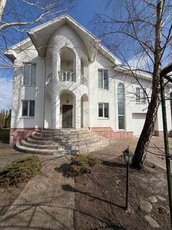 Любимівка, великий будинок 383 м² велика ділянка 15 соток. - фото 1
