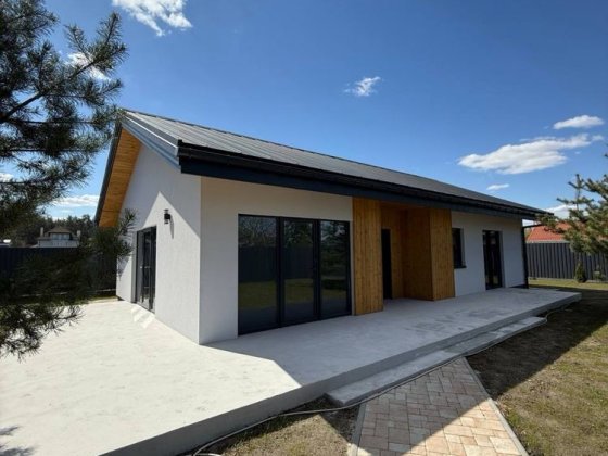 Будинок 100 м² біля Києва, с. Мила, 7 соток, 3 спальні, тераса