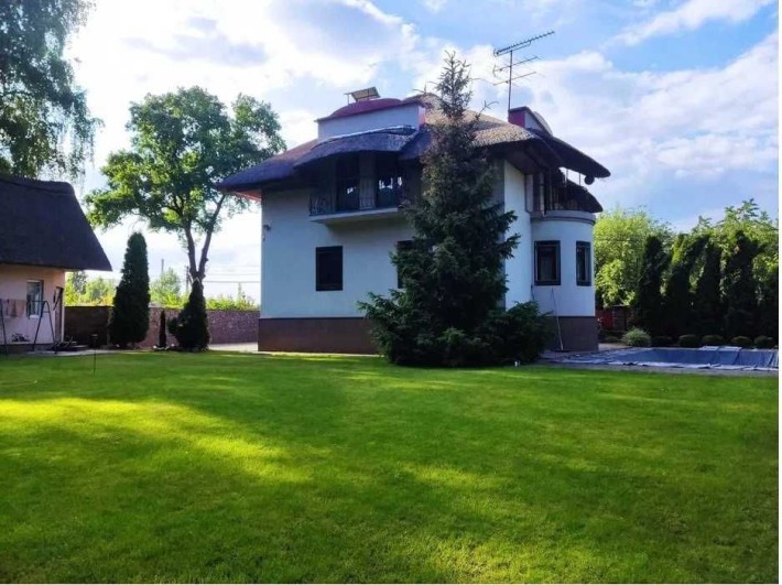 Капітанівка, будинок у лісі 200м+гость.буд.100м  Уч 16сот. Тр-р 150кВт. До Метро Житомирська їхати 1 - фото 1
