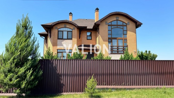 Продаж будинку з гарним краєвидом на 15 сотках з сучасним ремонтом - фото 1