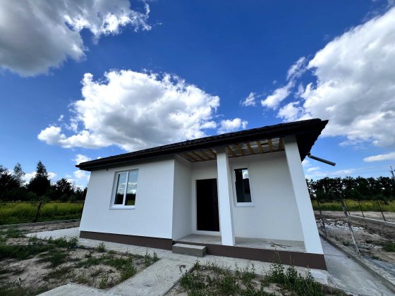 Новий будинок 85м² з терасою – с. Нове (поруч Фора, школа, зупинка) Газ поруч. Без комісії Новое