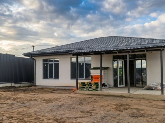 Будинок 112м2 на 7 сотках землі Михайловка-Рубежовка