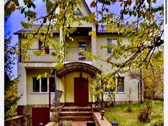 Без % продам будинок в с. Петрушки. Сауна, гараж, поряд озеро Петрушки