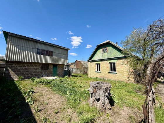 Теплий будинок 76м.кв. + гараж + 24 сотки, в центрі селища. газ / вода / ліс / озеро / 40км від Києв Пилиповичи