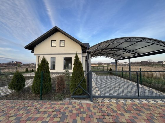 Продаж!Сертифікат ТАК!Газифікований будинок  з частковим ремонтом Пилиповичи