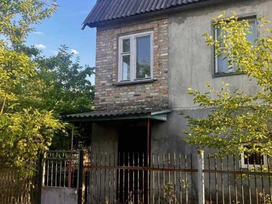 Продам добротну дачу гараж село Проців Проців