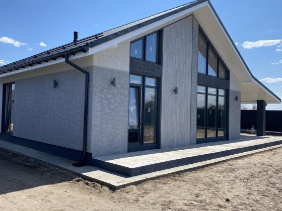 Путрівка продаж власного будинка з газовим опаленням +10 сотих землі