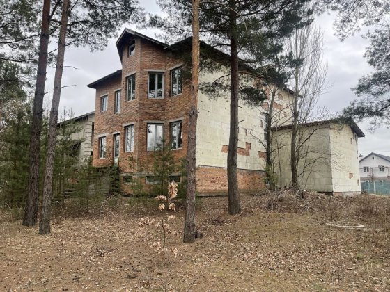 Рожівка будинок в КМ Лісове озеро Рожевка