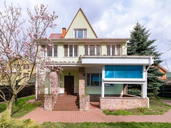 Продаж Будинку 356 м² !18 соток землі!Десна 300м!Пухівка,Броварський р-н.Київська обл.