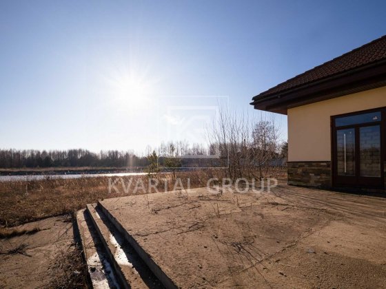 Продаж / Будинок біля озера / Северинівка Севериновка