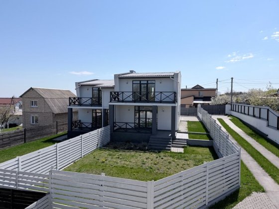 Без% Старі Петрівці. Будинок (дуплекс). 120м2 + 4 сот. Вид на Київське море Старые Петровцы