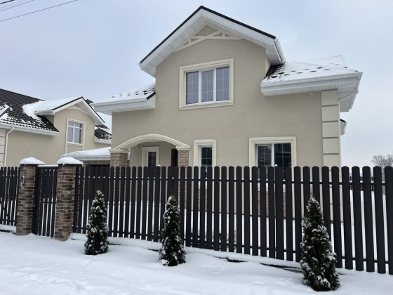 Елегантний новий будинок в Щасливому 210м2 з газом Щасливе