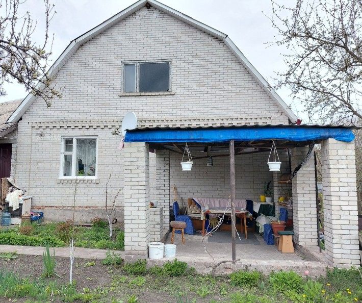 Обухів ,Таценки. Продаж 2-х поверхового цегляного будинку. - фото 1