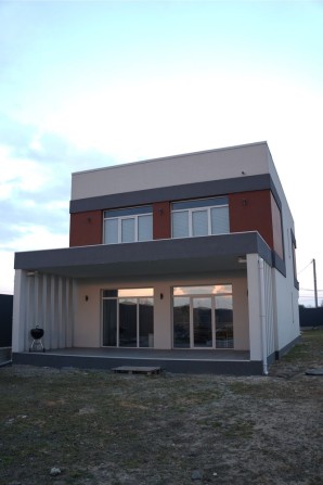 Продаж сучасного будинку в Таценках - фото 1