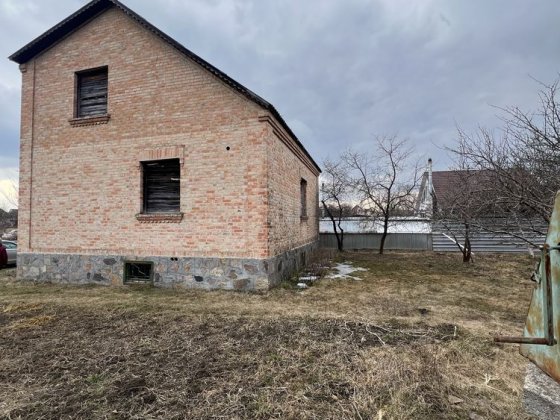Продам будинок з землею 16соток,5хв від  Білоі Церкви Фурсы