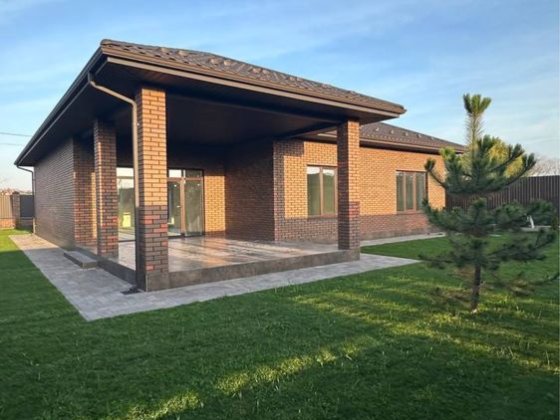 Будинок з гаражем і терасою 6,5 соток, 200 м² у Шевченковому. Газ!!!