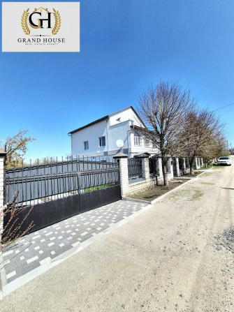 Продам будинок в самому екологічно чистому місці міста. - фото 1