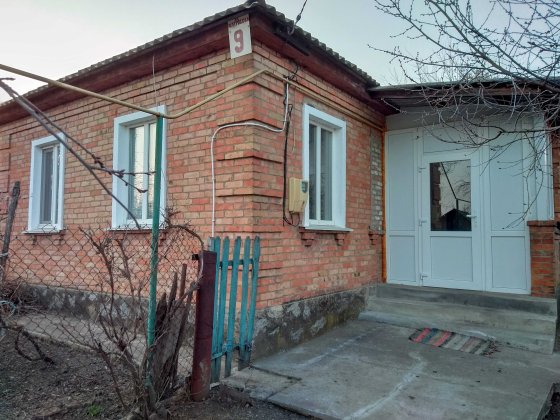 Продам будинок. Готовий варіант для життя з великою ділянкою Новая Прага