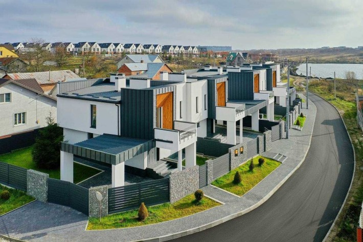 Без комісії/Продаж преміум котеджу с. Сокільники КМ Lake House/озеро - фото 1
