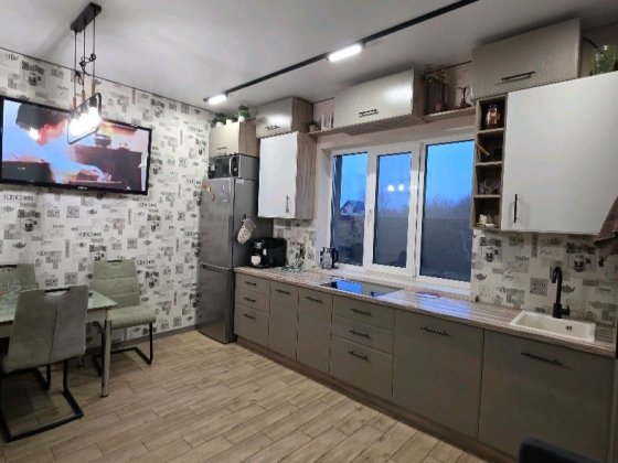 ЖИЛИЙ  БУДИНОК  120 кв.м. з меблями та ТЕХНІКОЮ на 10 сотках