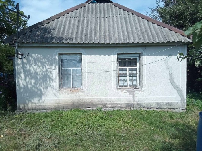Продам хату у селі Почуйки, Попільняньського району - фото 1