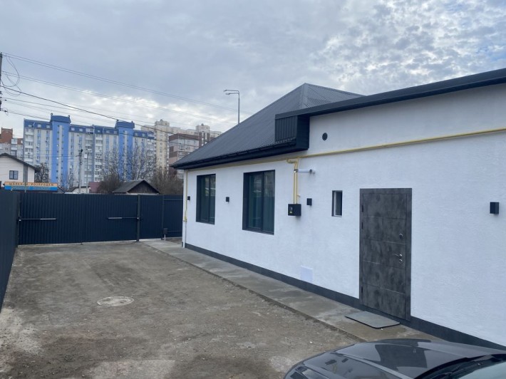 Будинок з ремонтом Дуплекс Півбудинку - фото 1