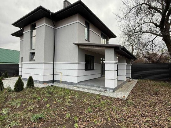 Окремий будинок в Бучі, 125м2 на ділянці 4 сотки, є ГАЗ, поруч ТРЦ Авенір плаза, дитячий садочок