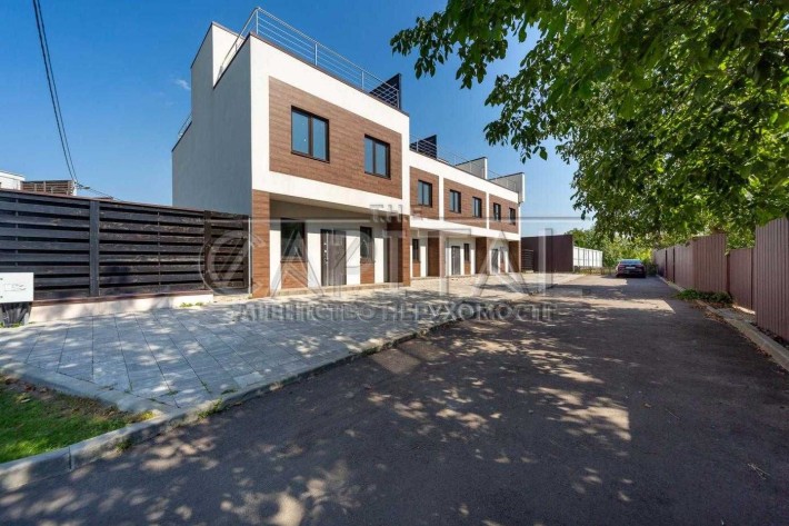 Продаж таунхауса Київ, Соломянський район - фото 1