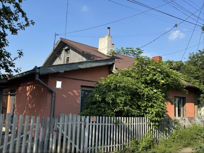 Напівособняк на затишній вулиці Івано-Франківська - фото 1