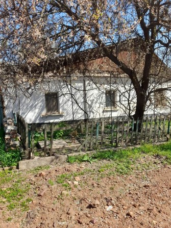Продаж будинку. Центрально-міський район.  3 кімнати. Вул. Новоросійська - фото 1