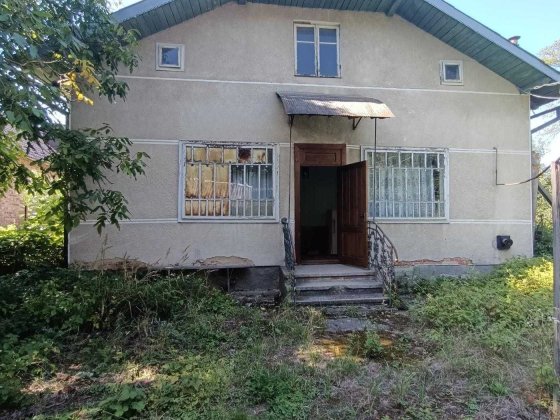 Продається будинок та земельна ділянка /Івано- Франк. Івано-Франківськ