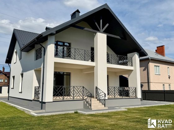 Будинок мрії біля озера — 221 м² комфорту для великої сім’ї