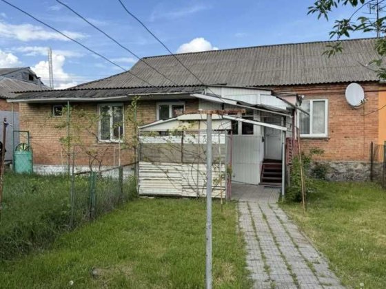 Продам частину будинка, власний двір, гараж, 61кв.м, котел Полтава