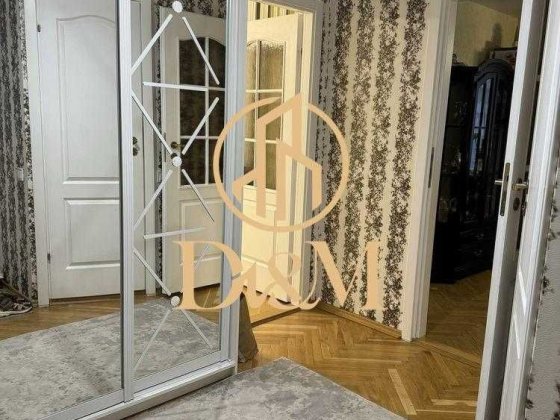 2к квартира з видом на Русанівський канал Киев