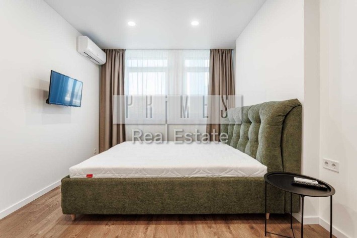Оренда 1к квартири жк Manhattan City метро Політех, Університет - фото 1