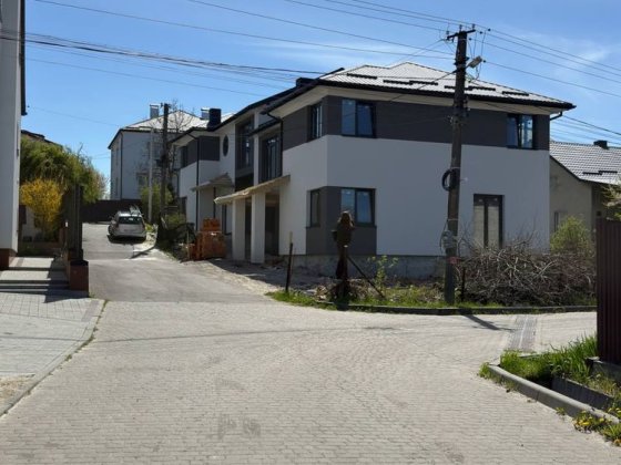 Продаж сучасного котеджу/дуплекс в елітному передмісті Сокільники Сокольники