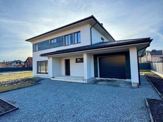 Продаж будинку з ділянкою 18 сот. смт. Брюховичі Брюховичи