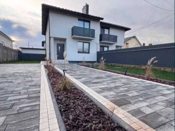 Продаж сучасного будинку з авторським ремонтом Зимна Вода