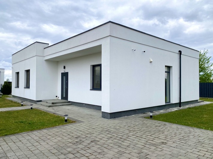 БЕЗ КОМІСІЇ Продаж будинку 120 м2 з ремонтом,  ділянка 7 сот Скнилів - фото 1