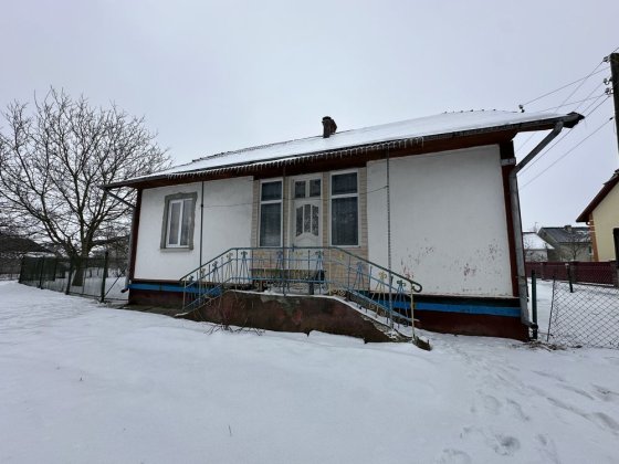Продається будинок  поблизу м.Стебника (с.Доброгостів) Стебник