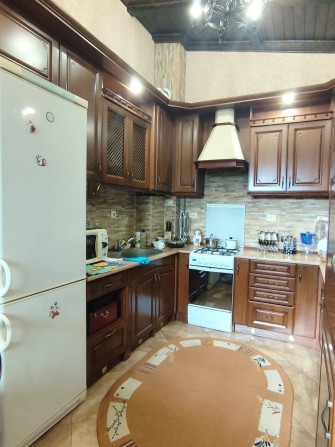 Продаж будинку біля Львова с. Давидів 100 м2. Є гараж, камін, сауна - фото 1
