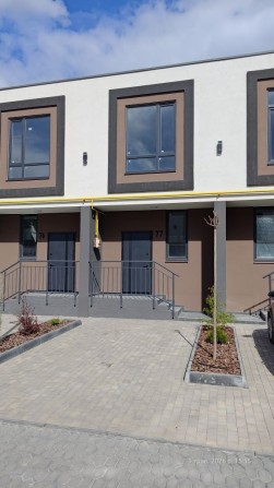 В продажу готовий дворівневий таунхаус ЖК"Гармонія" в передмісті Одеси - фото 1