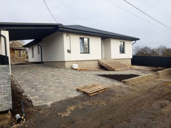 Продається окремо стоячий будинок Підгородне Тернополь