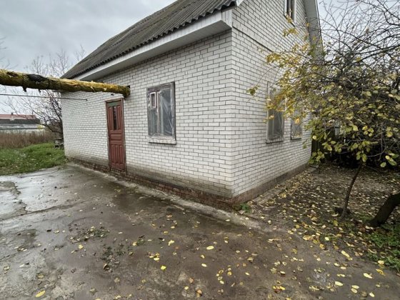 Продаж окремого будинку на Барановці по сертифікату . Суми