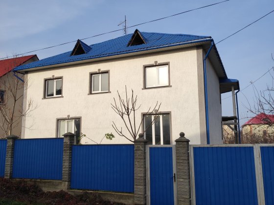 Продаж будинка,на дослідній станції. Черновцы