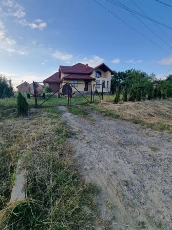 Продам дом Остриця Герцаівський район 1,5 від Чернівців - фото 1