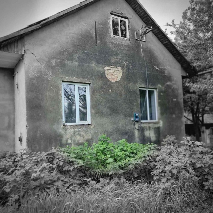 Два будинки 70,0 м кв. та 35,0 м кв. - фото 1