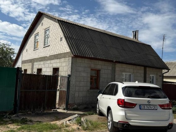 1/2 пол дома, 2 этажа, подусовка ул. Весенняя 4 Чернигов