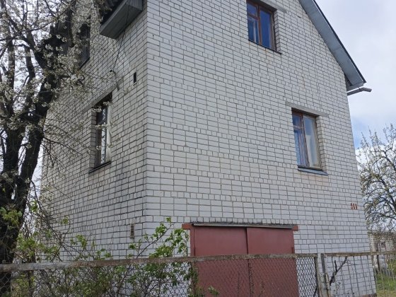 Добротна  дача 100 м² ст "Мєчта"
