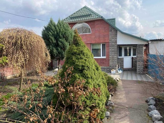 Продам компактный домик на Барановке. Суми